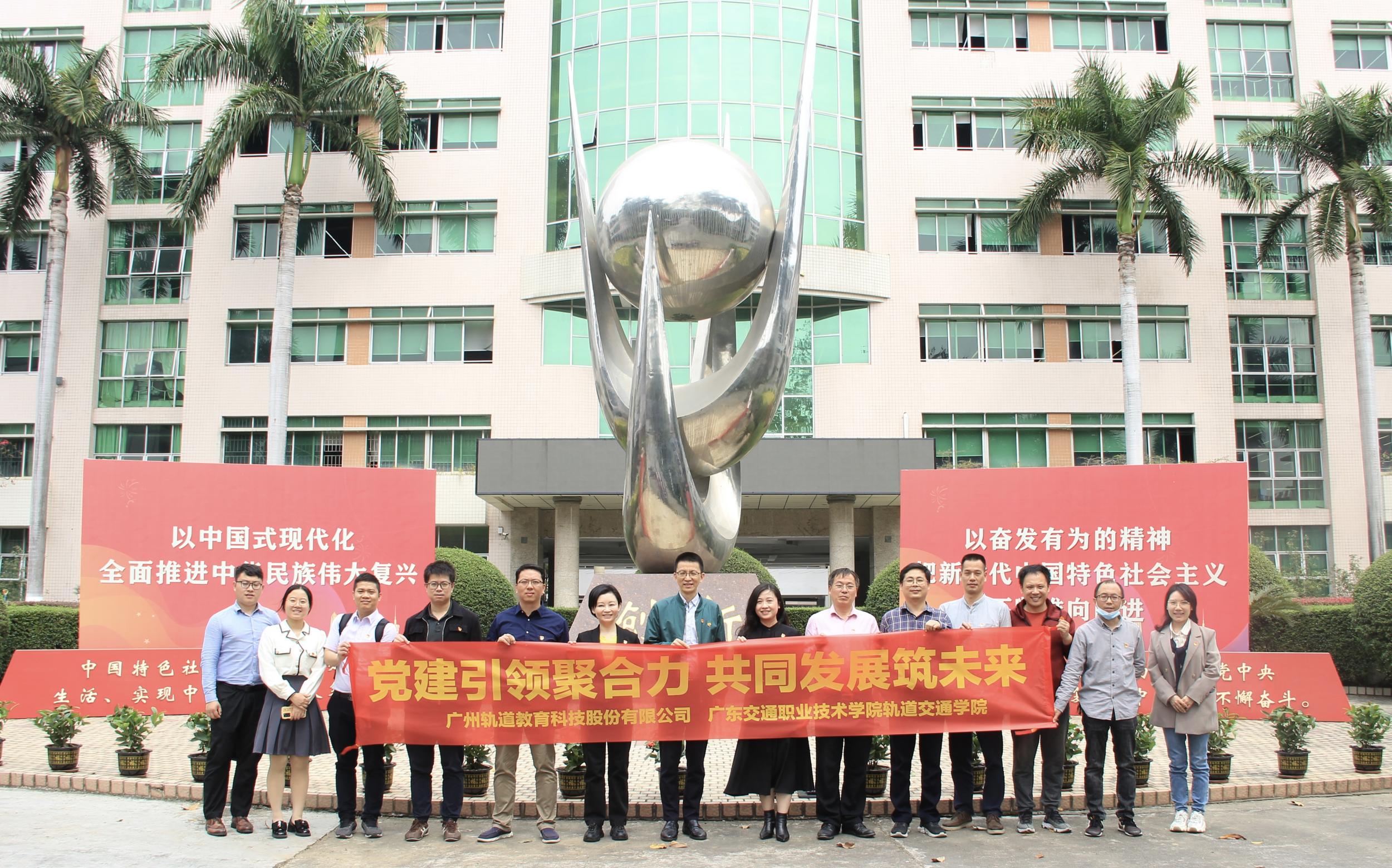 罗羽羚_4(1).jpg 罗羽羚_4(1).jpg