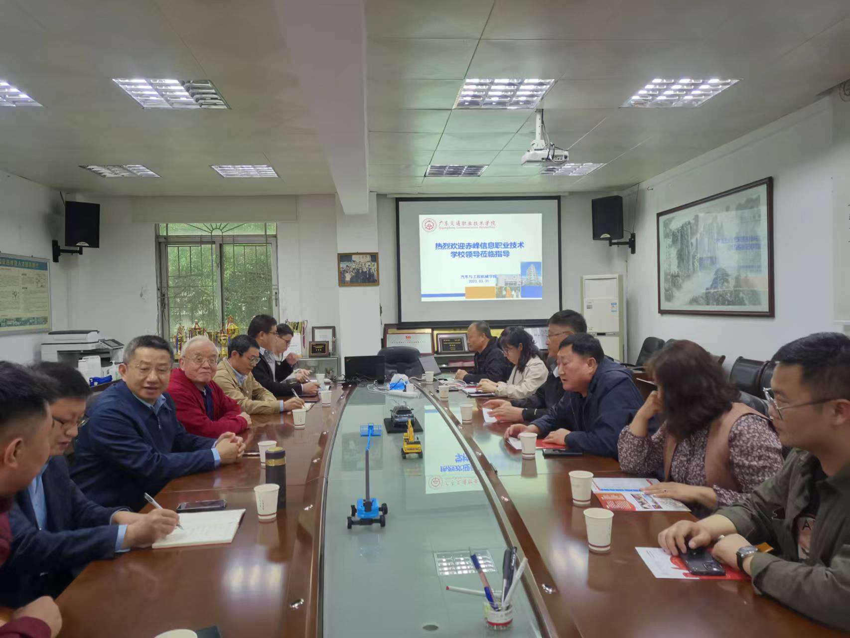 图1.jpg 图1.jpg