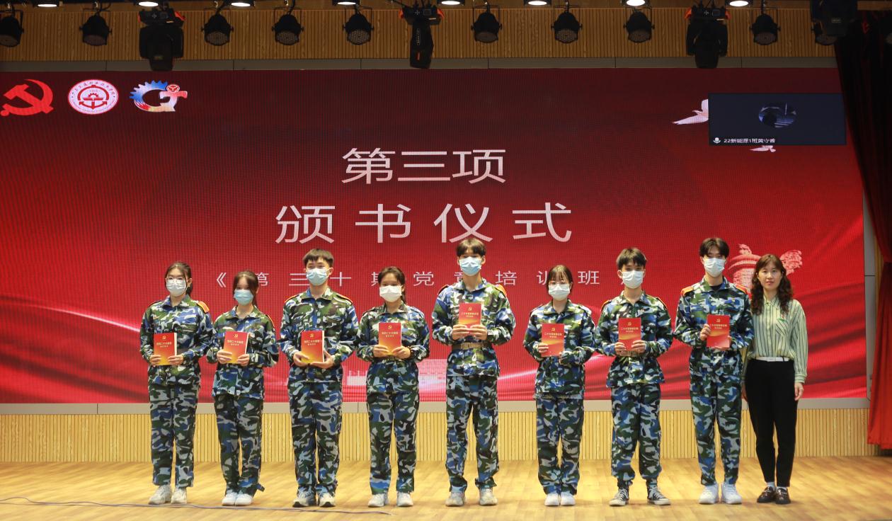 4.发书.jpg 4.发书.jpg