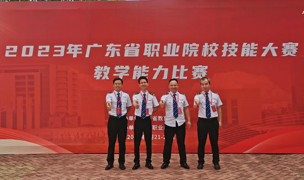 宋以华组照片.jpg 宋以华组照片.jpg