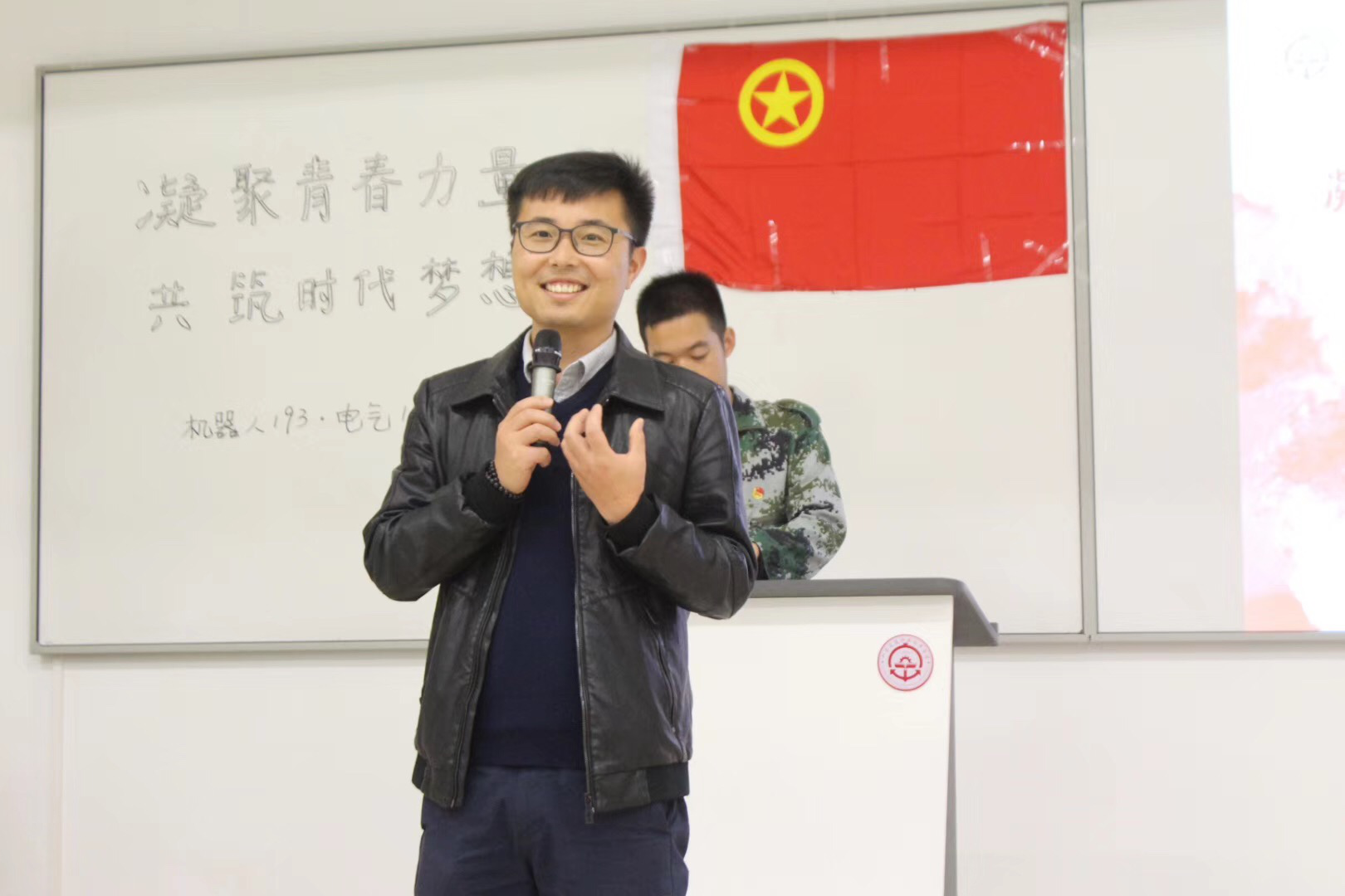 图片2.png 图片2.png