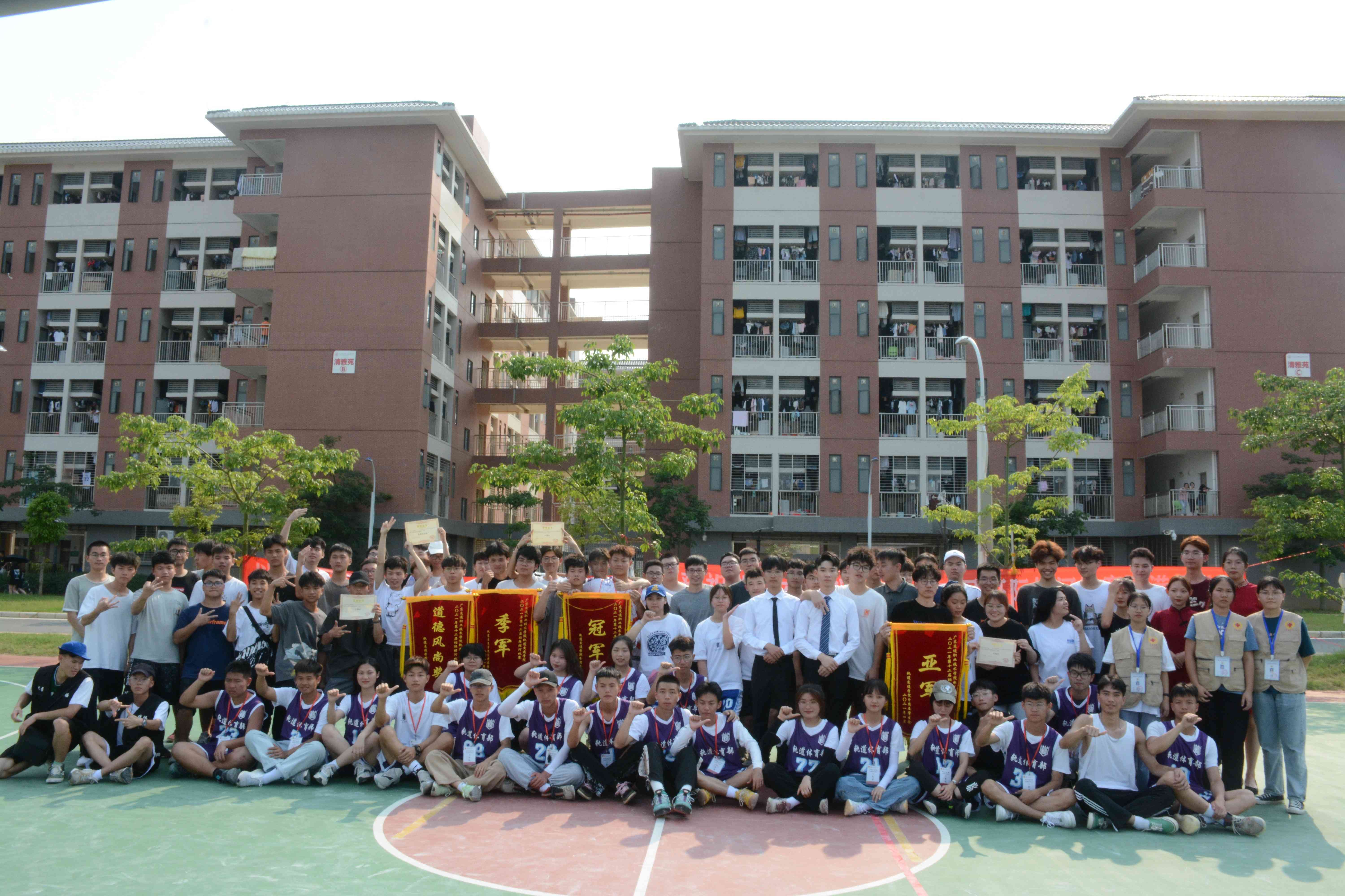 图片10.jpg 图片10.jpg